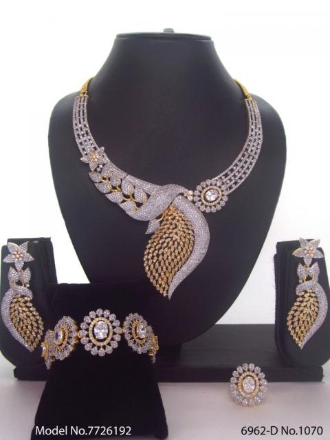 Fashion Necklace Set | Artificial Diamonds / Zircons