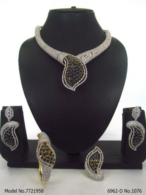 Fashion Necklace Set | Artificial Diamonds / Zircons