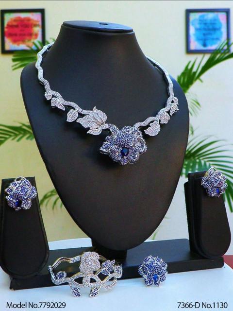 Traditional Zirconia Jewelry Set for Classy Women