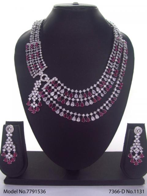 Wholesale Traditional Necklace Set