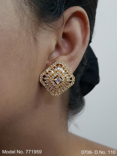 Valentine Gift | Classy Zircon Stud