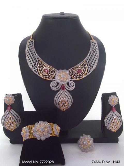 Fashion Necklace Set | Artificial Diamonds / Zircons