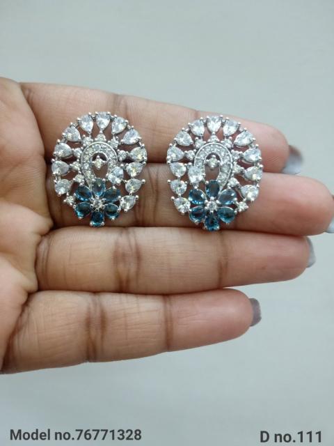 Ear jacket stud with original Zircon stone