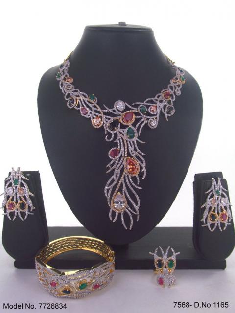 Necklace Designed by Passionate Craftsmen !