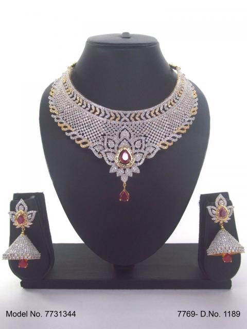 Artificial Diamond Jewelry Set for Brides