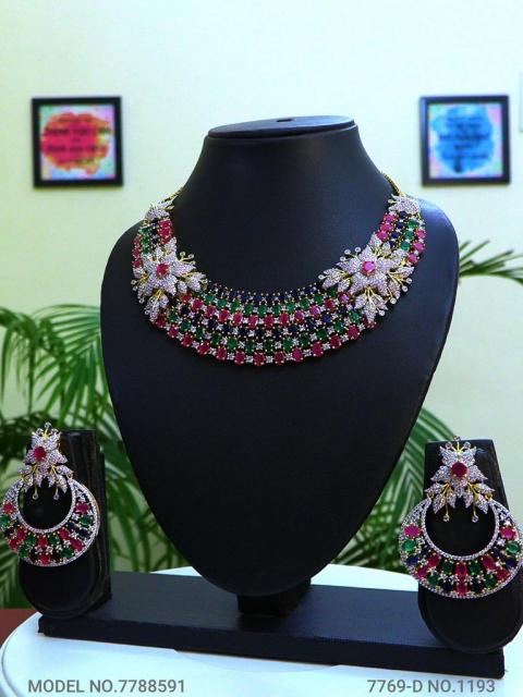 Fashion Necklace Set | Artificial Diamonds / Zircons