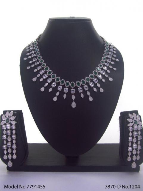 Traditional Design | American Diamond Jewelry Set