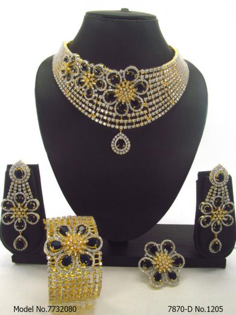 Trendy Fashion Jewellery Set