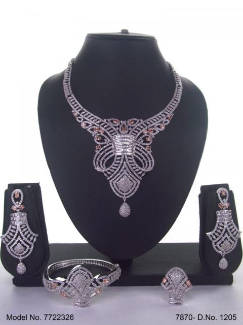 Traditional Zirconia Jewelry Set for Classy Women