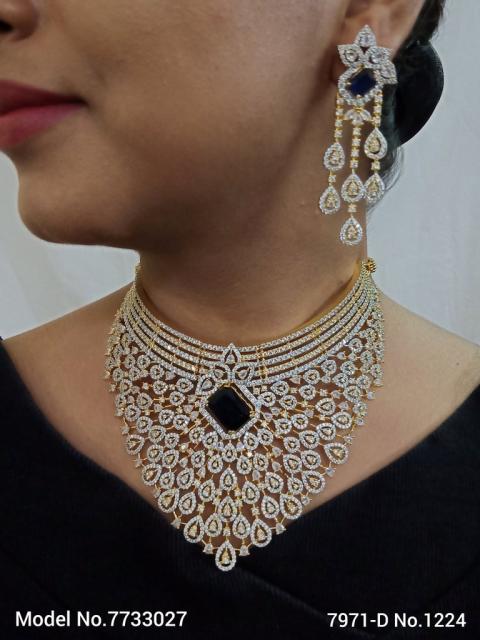 Choker Necklace Set for Weddings