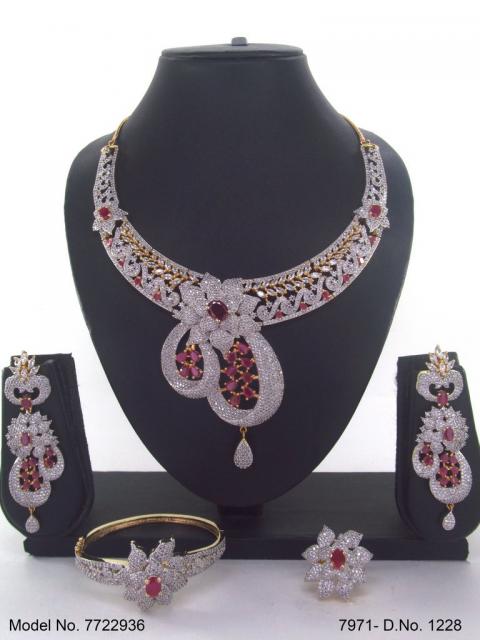 A Masterpiece | Handcrafted Traditional Jewellery Set