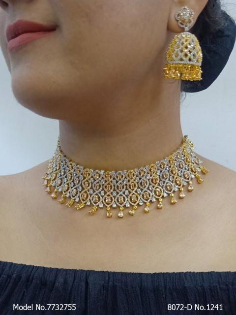 eye catchy Necklace set