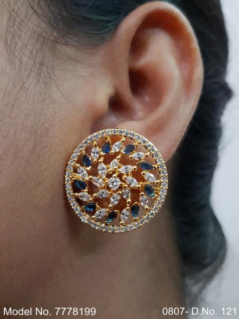 Ear jacket stud with original Zircon stone