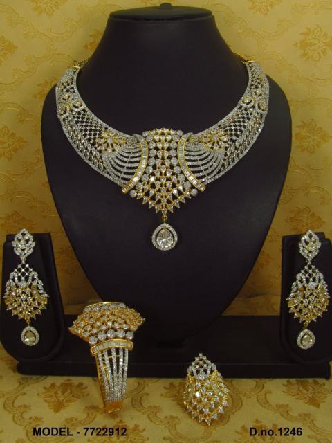 Traditional Zirconia Jewelry Set for Classy Women