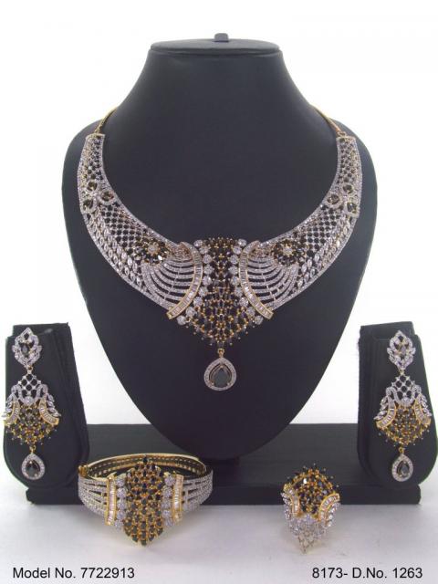 Trendy Traditional Necklace Set | Ideal Birthday Gift