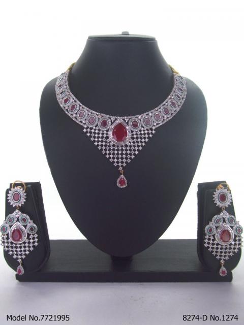 Statement American Diamond Set