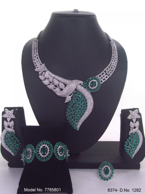 Fashion Necklace Set | Artificial Diamonds / Zircons