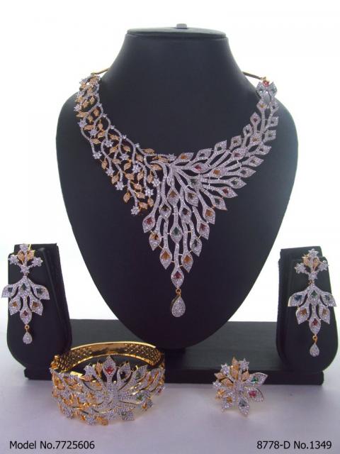 Wholesale Traditional Necklace Set