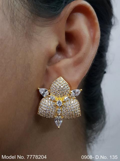 Valentine Gift | Classy Zircon Stud