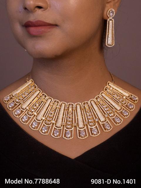 Traditional Necklaces in Trend