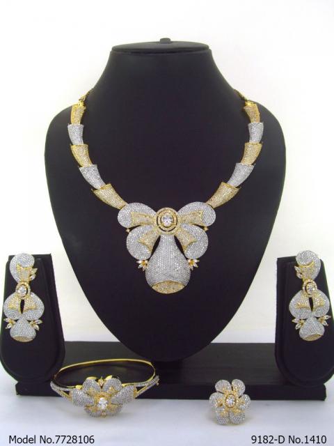 Western Necklace set