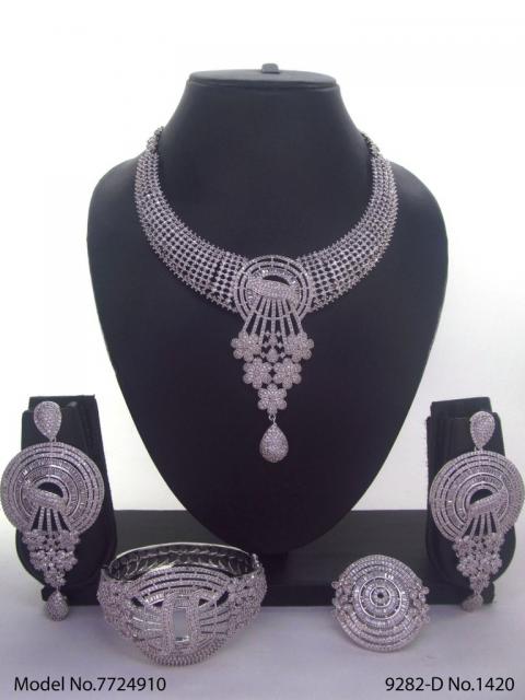 Western Necklace set