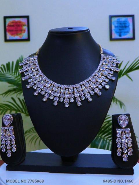 Bridesmaid Necklace Set for Traditional Weddings