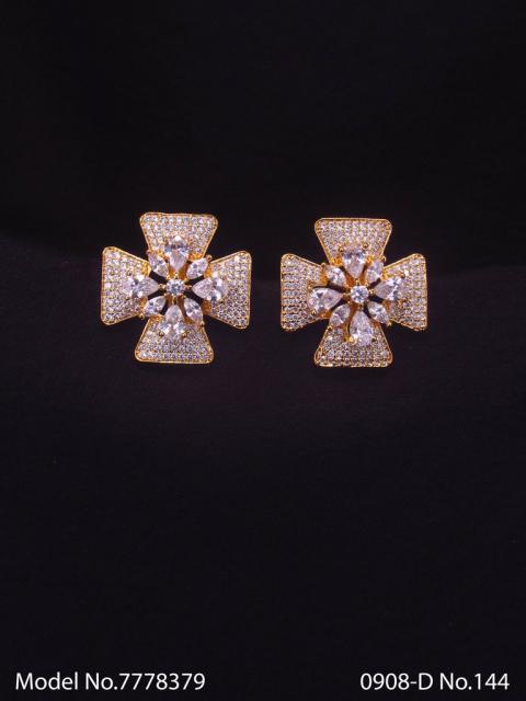 Statement CZ studs