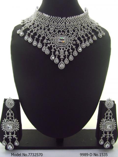 Showstopper Imitation Jewelry Set