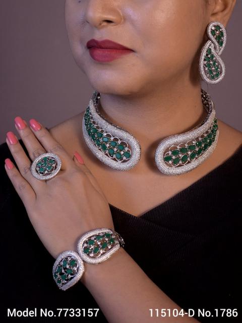 Wedding Jewellery Set for Brides / Gifts / Parties