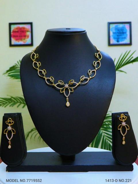 Light weighted CZ Necklace Set