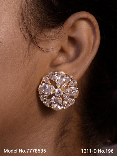 Statement CZ studs