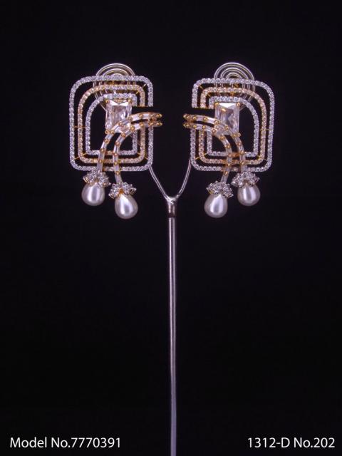 Earrings | Popular in US, Asia