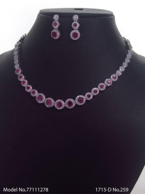 A necklace Set for all Occasions !