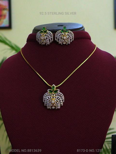 925 Sterling Silver Pendant